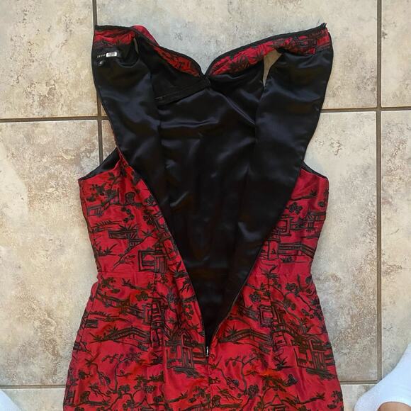 Josie Natori size 10 Silk Pagoda Embroidered Red Black Cheongsam Cocktail Dress - Picture 9 of 15